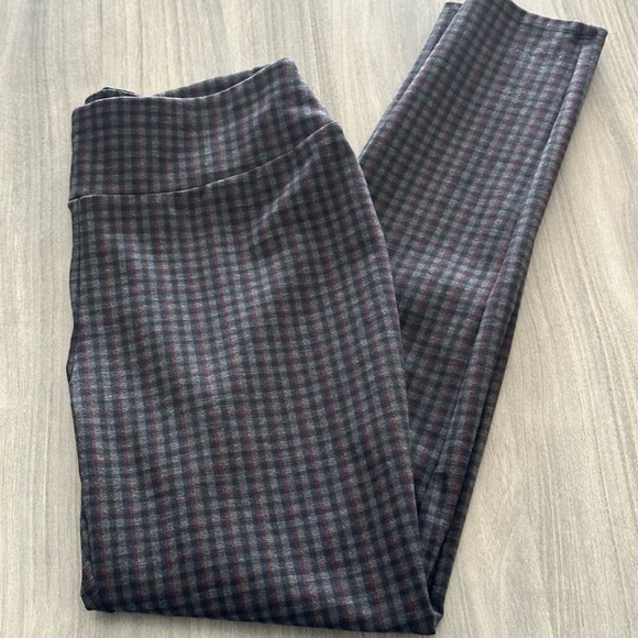 Counterparts Pants - Counterparts Plaid Leggings